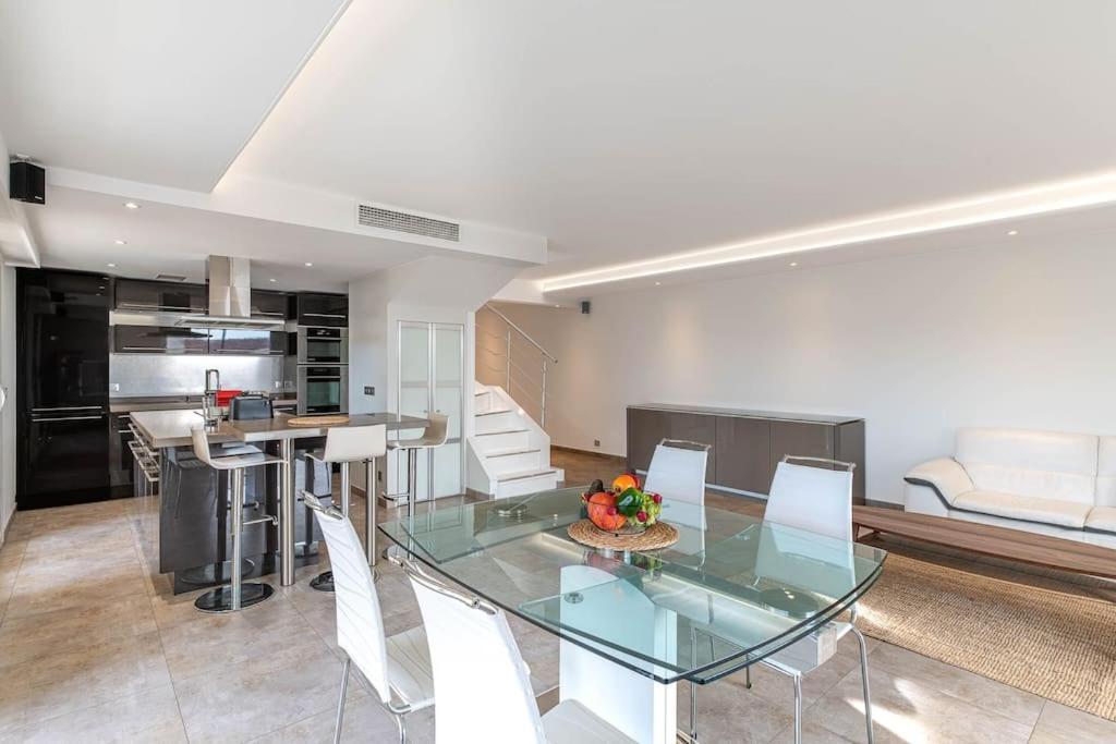 Superbe Avec Piscine Et Toit Terrasse *